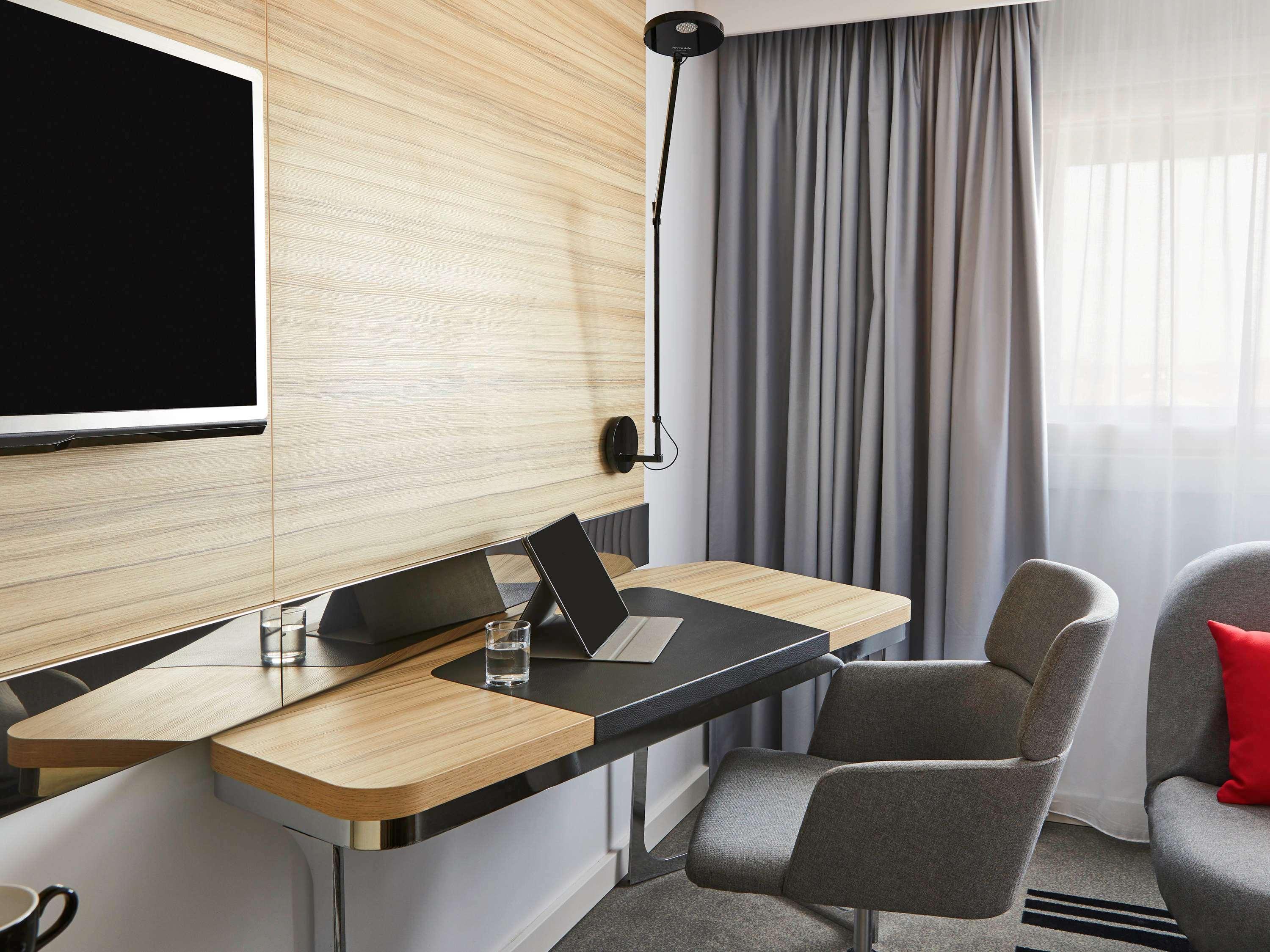 Novotel Birmingham Airport Terminal Building - Nec Bickenhill Dış mekan fotoğraf