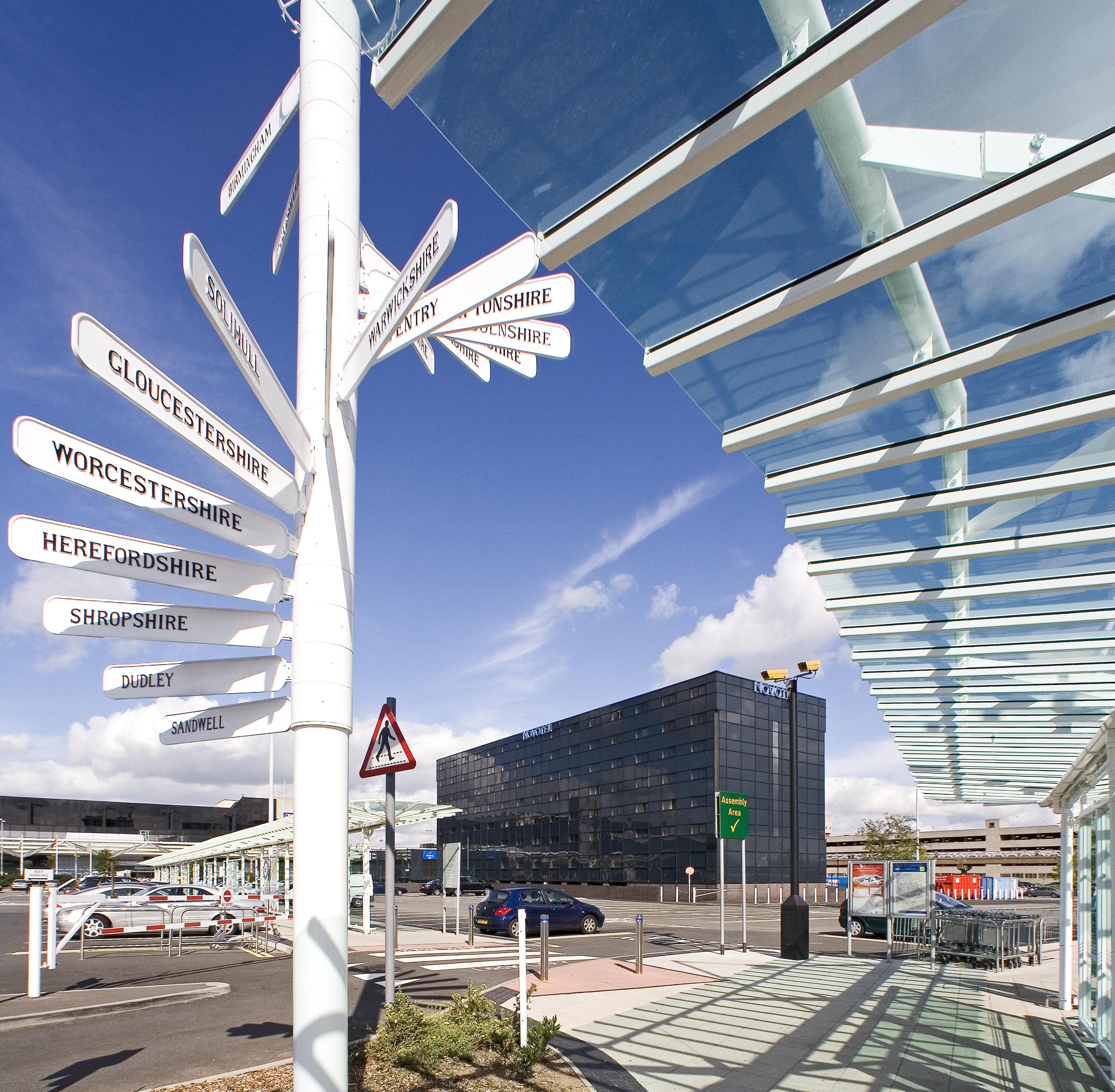 Novotel Birmingham Airport Terminal Building - Nec Bickenhill Dış mekan fotoğraf
