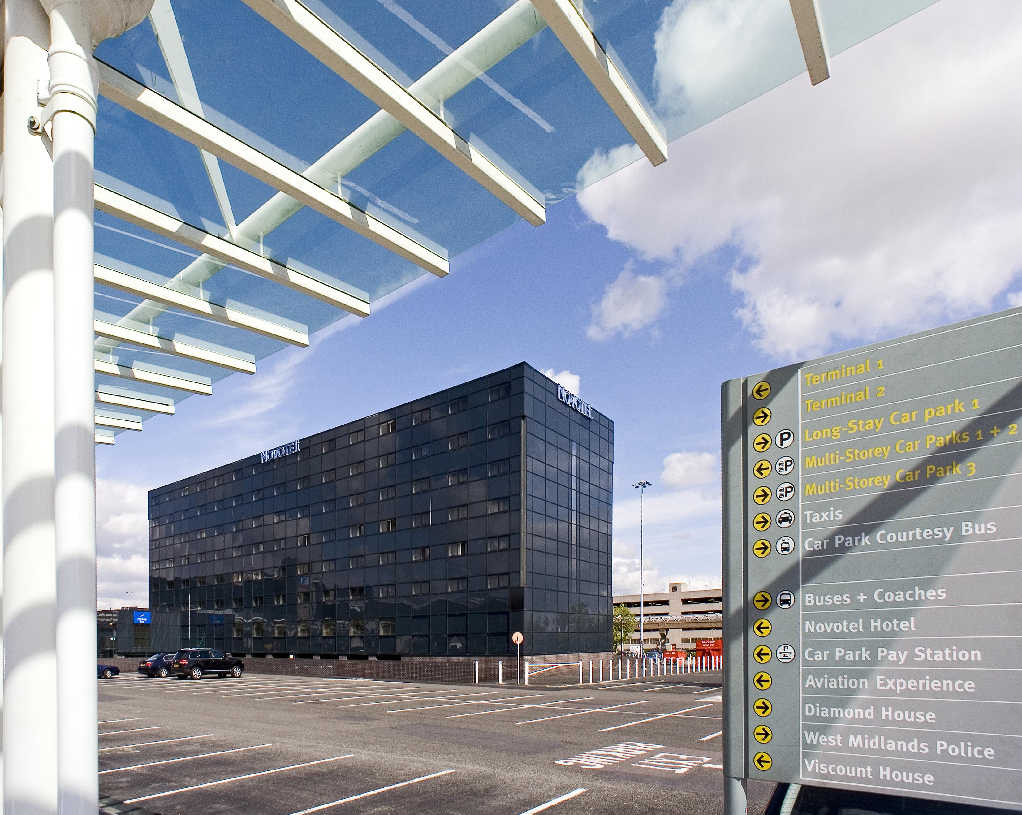 Novotel Birmingham Airport Terminal Building - Nec Bickenhill Dış mekan fotoğraf